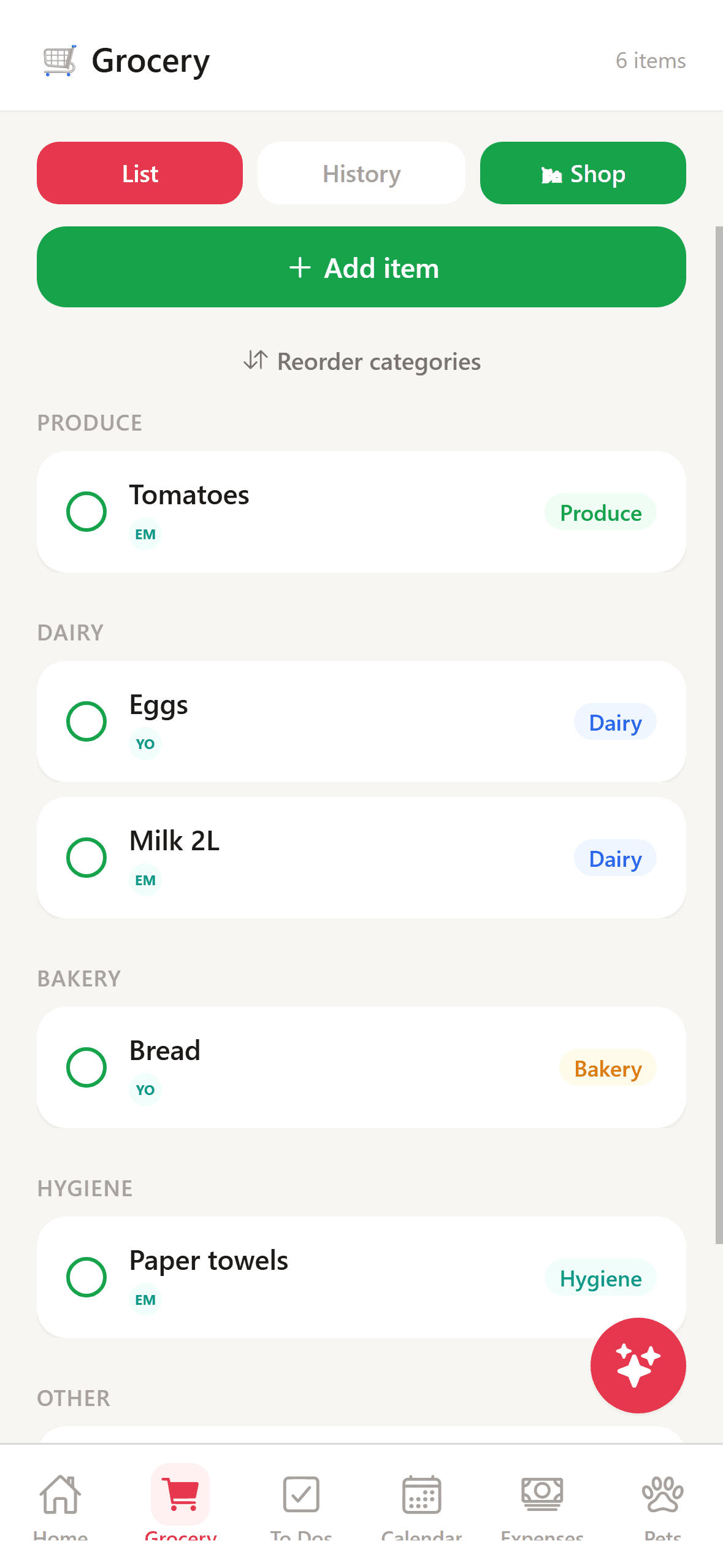 Jamie's phone: Milk 2L has just been added to the shared grocery list.